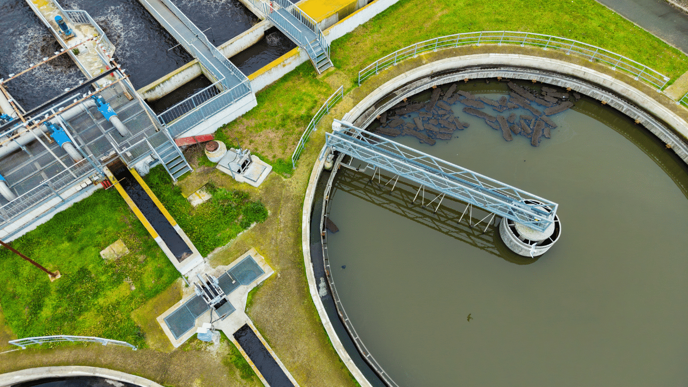 Aerial view of a wastewater treatment plant illustrating activated carbon wastewater treatment, water filtration, and industrial wastewater treatment.